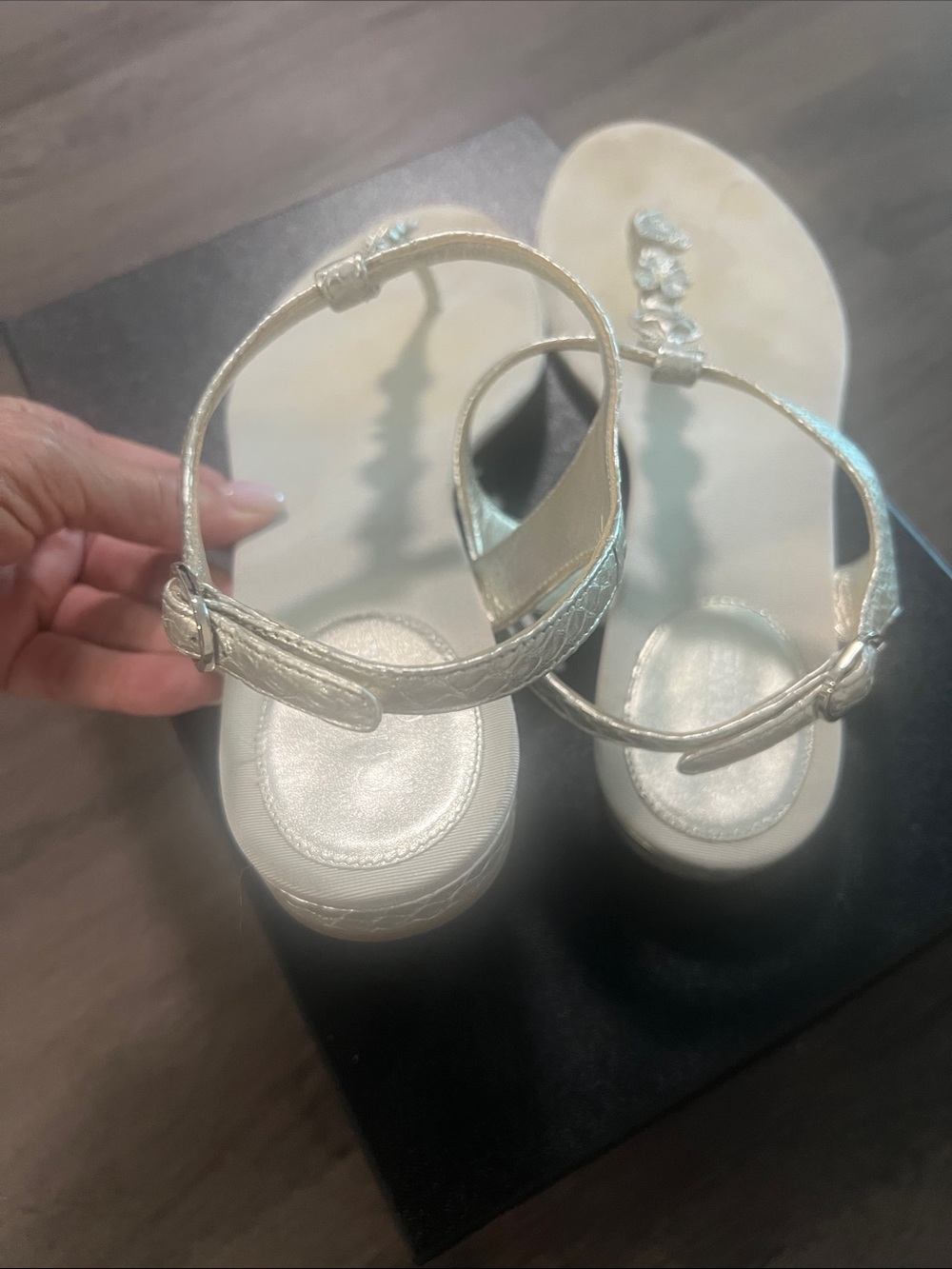 CHANEL Silver T-Strap Embellished Sandals - Picture 4 of 6